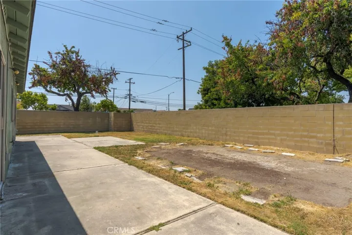 5003 Sequoia Avenue, Cypress, California 90630
