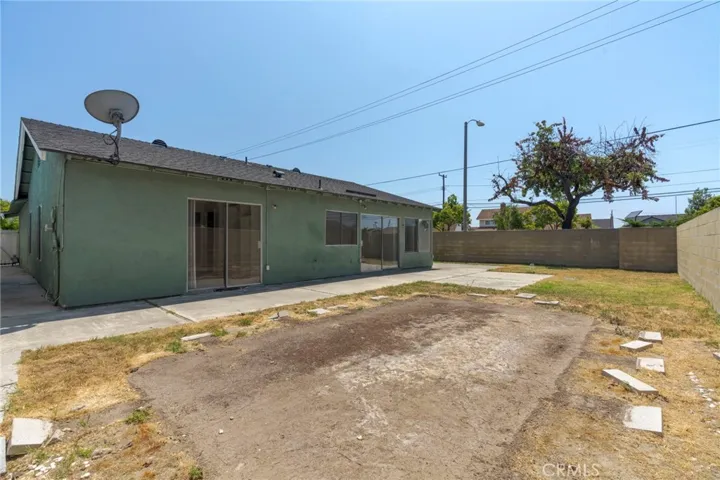 5003 Sequoia Avenue, Cypress, California 90630
