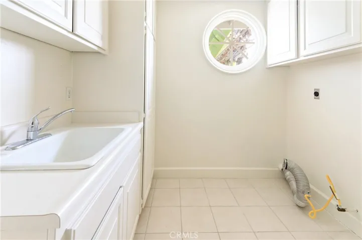 28820 King Arthur Court, Rancho Palos Verdes, California 90275