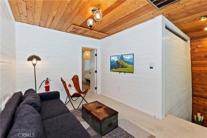 616 Rose Hill Drive, Crestline, California 92325