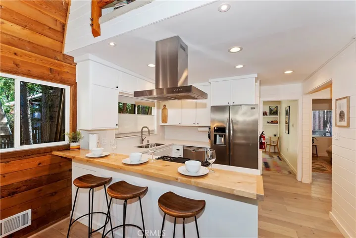 616 Rose Hill Drive, Crestline, California 92325