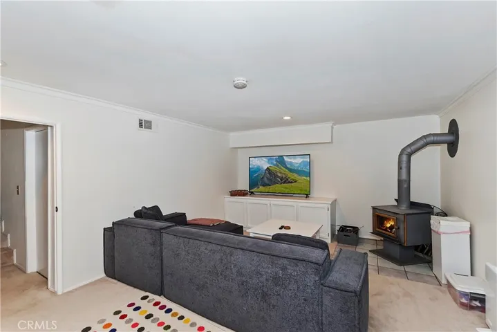 616 Rose Hill Drive, Crestline, California 92325