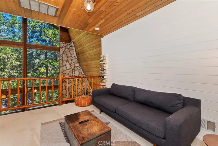 616 Rose Hill Drive, Crestline, California 92325