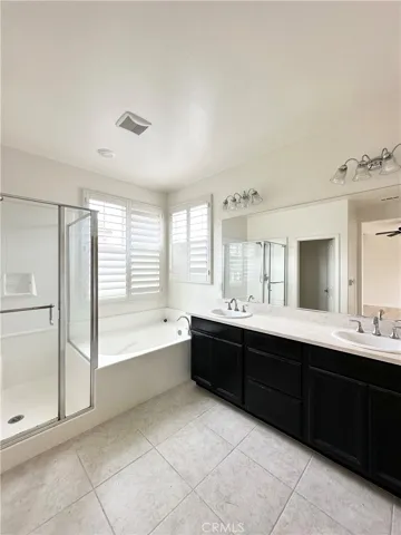 28309 Camino Del Arte Drive, Valencia, California 91354