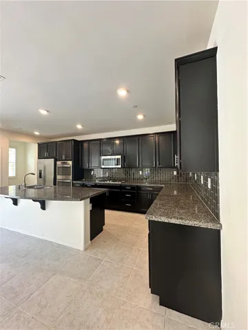 28309 Camino Del Arte Drive, Valencia, California 91354