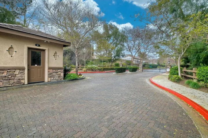 774 Glenhart Place, Fallbrook, California 92028