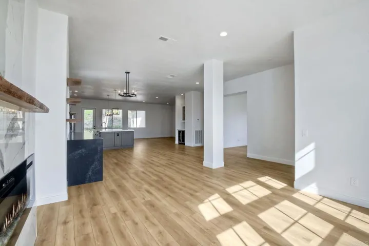 774 Glenhart Place, Fallbrook, California 92028