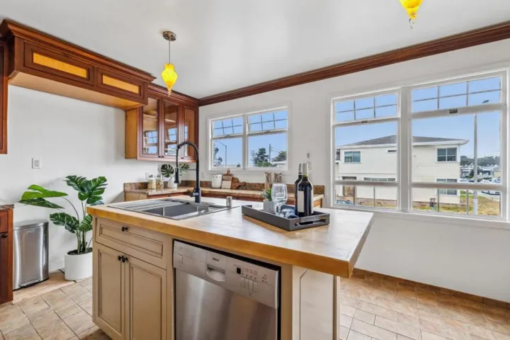 4101 Ocean Avenue, San Francisco, California 94132