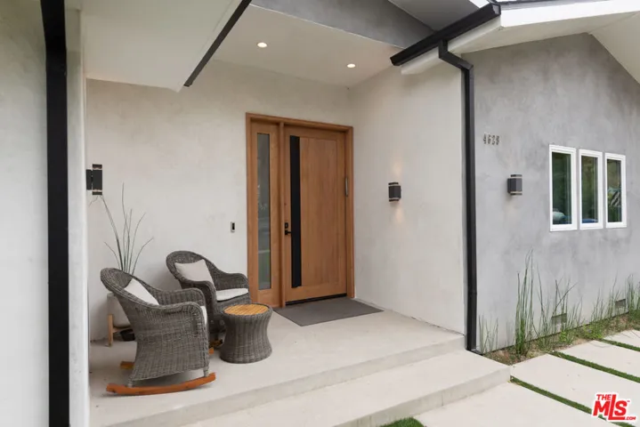 4629 Cerro Verde Place, Tarzana, California 91356