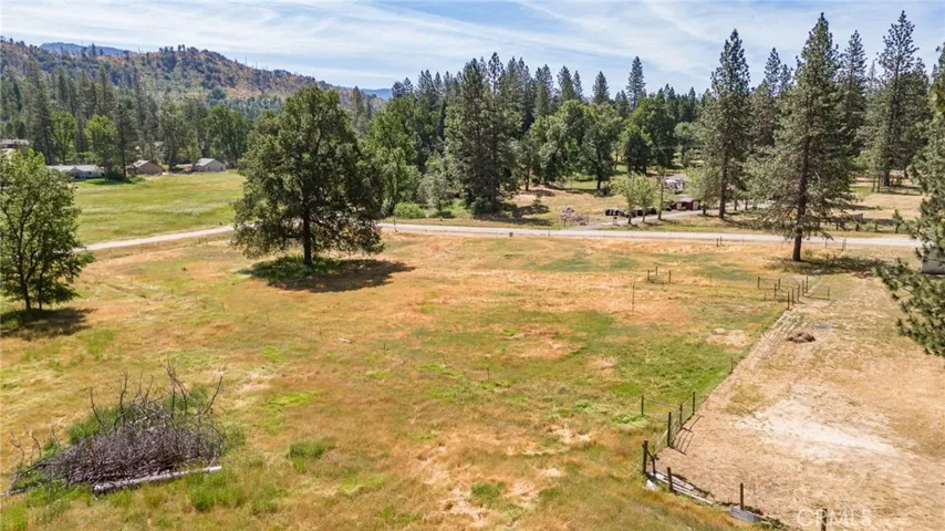 6890 Double Eagle Road, Mariposa, California 95338