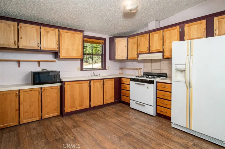 6890 Double Eagle Road, Mariposa, California 95338