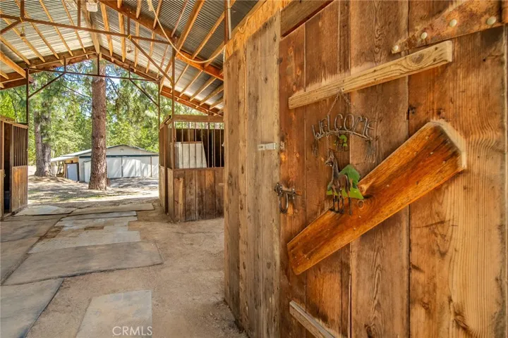 6890 Double Eagle Road, Mariposa, California 95338