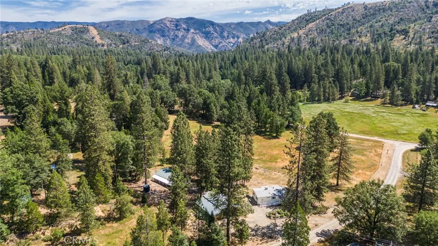 6890 Double Eagle Road, Mariposa, California 95338