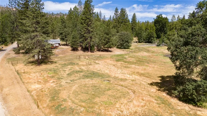 6890 Double Eagle Road, Mariposa, California 95338