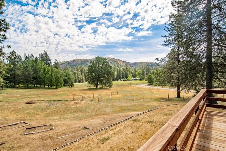 6890 Double Eagle Road, Mariposa, California 95338