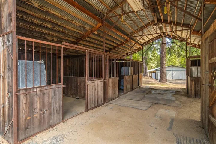 6890 Double Eagle Road, Mariposa, California 95338