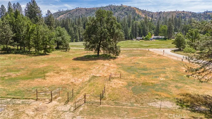 6890 Double Eagle Road, Mariposa, California 95338