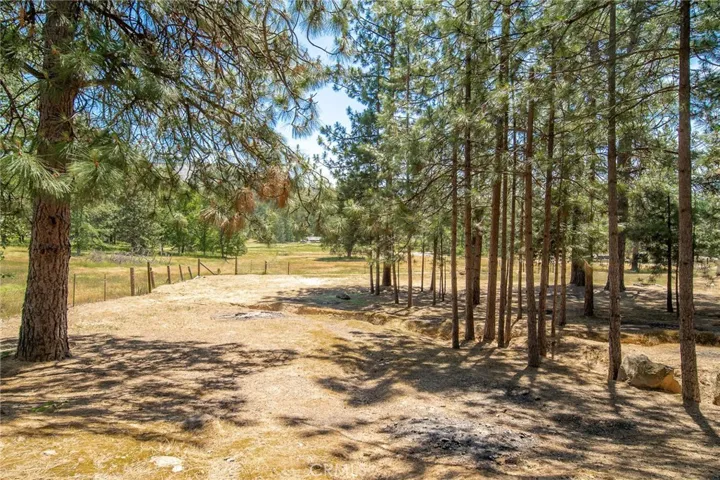 6890 Double Eagle Road, Mariposa, California 95338