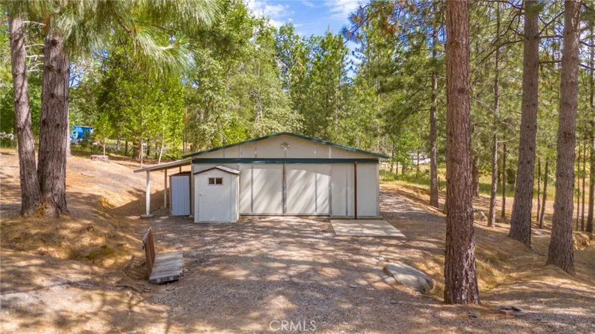 6890 Double Eagle Road, Mariposa, California 95338