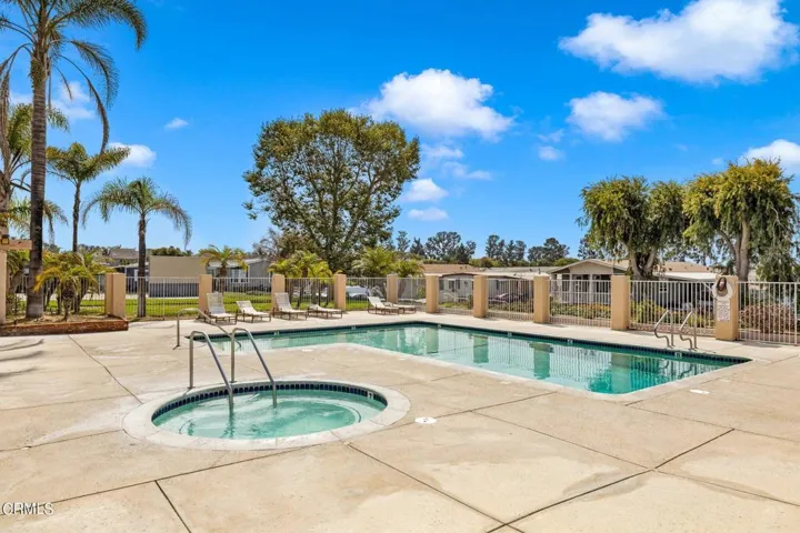 52-web-or-mls-Upmarketmedia_ImpMHP_pool1