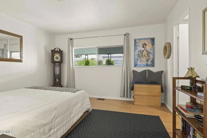 31-web-or-mls-UpmarketMedia-46Deb-72