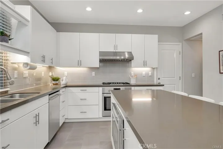 82 Tallowood, Irvine, California 92620