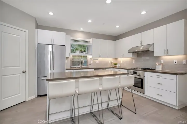 82 Tallowood, Irvine, California 92620