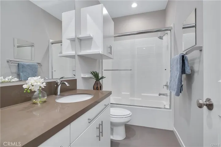82 Tallowood, Irvine, California 92620