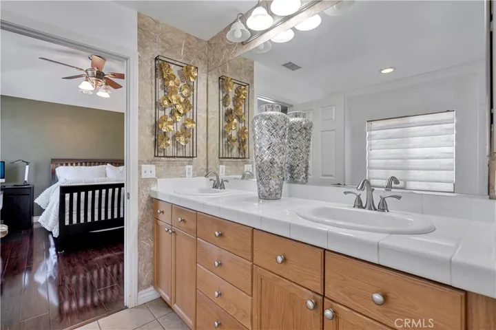 2792 Border Avenue, Torrance, California 90501
