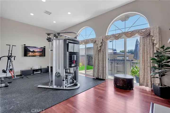 2792 Border Avenue, Torrance, California 90501