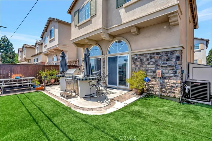 2792 Border Avenue, Torrance, California 90501