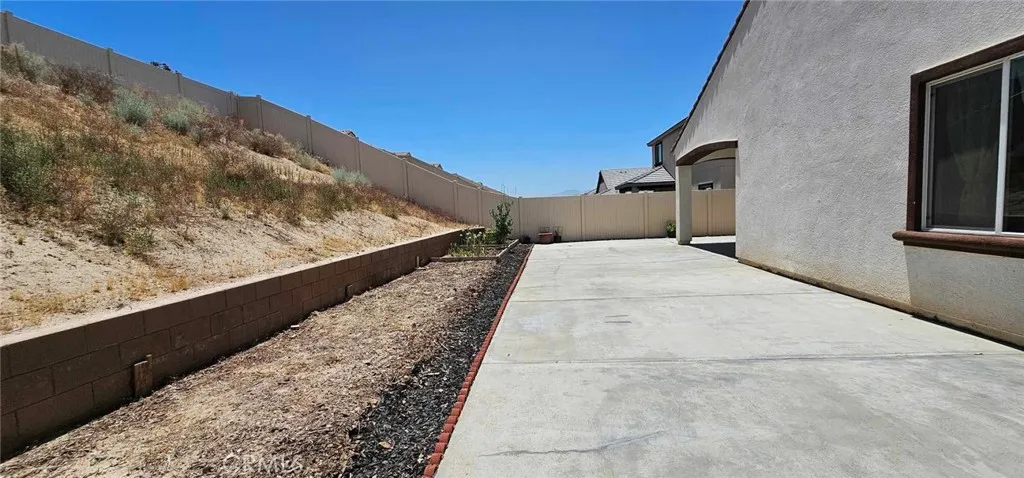 16835 Ukiah Street, Victorville, California 92394