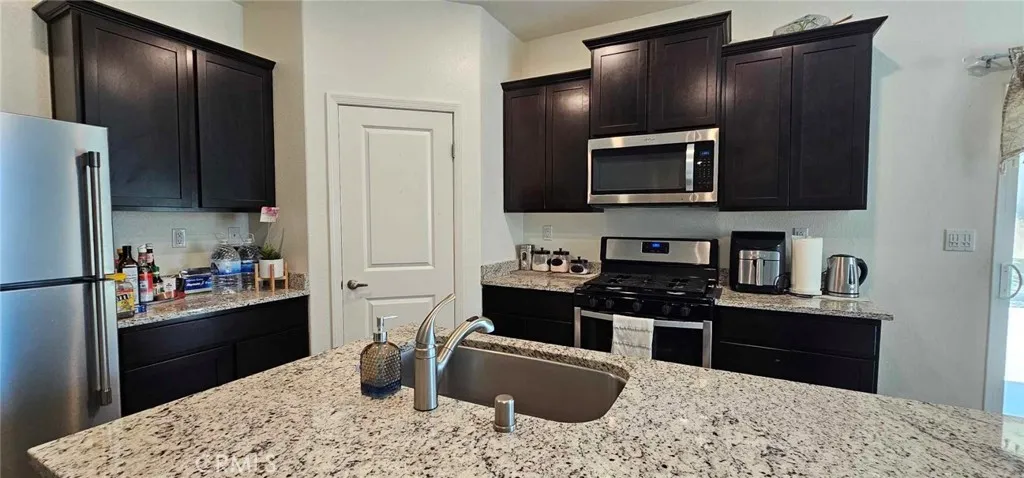 16835 Ukiah Street, Victorville, California 92394