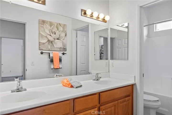 2nd Fl Guest Bath