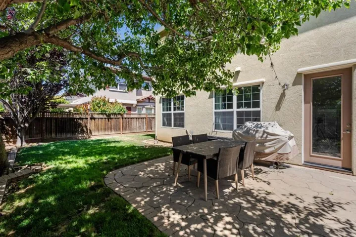 22 Shorebreeze Court, East Palo Alto, California 94303