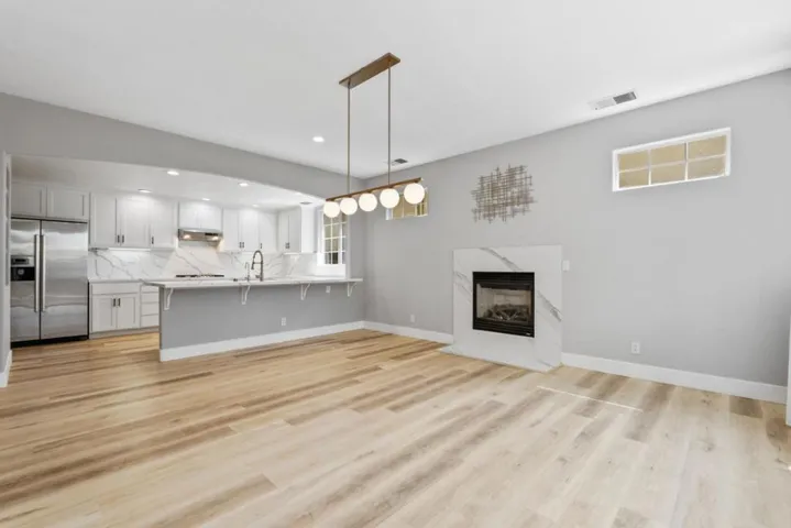 22 Shorebreeze Court, East Palo Alto, California 94303