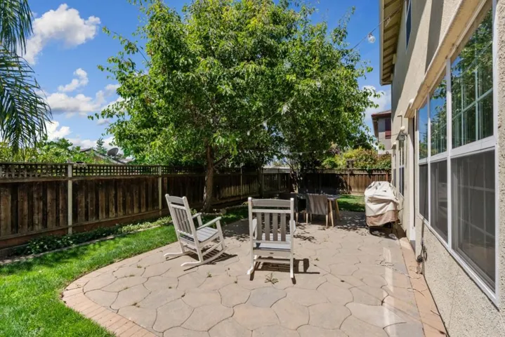 22 Shorebreeze Court, East Palo Alto, California 94303