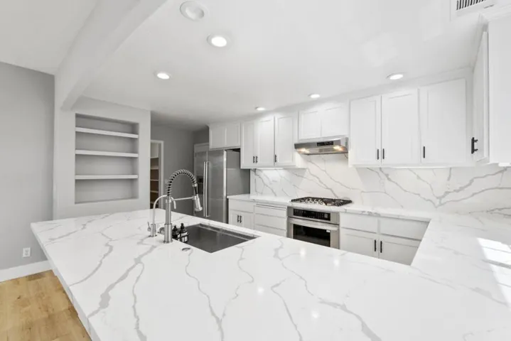 22 Shorebreeze Court, East Palo Alto, California 94303