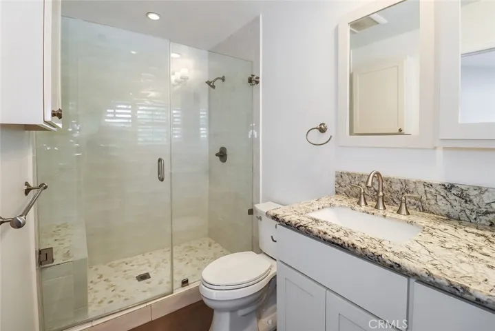 Primary Bedroom bathroom