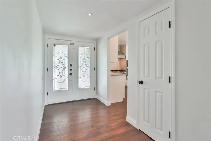 Front entrance/foyer