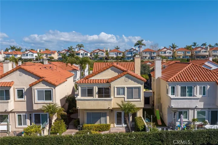 25 Saint John, Dana Point, California 92629