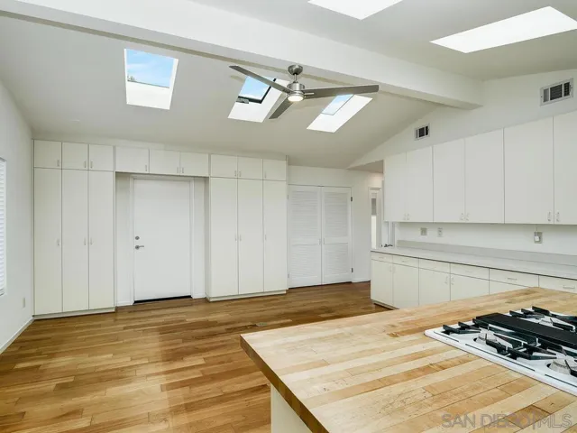 4019 Taos Drive, San Diego, California 92117
