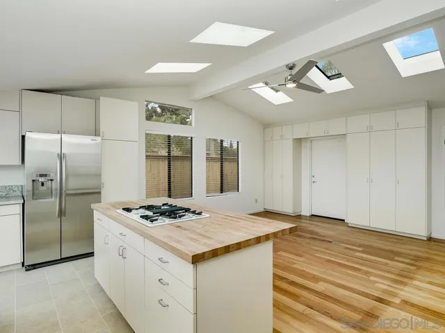 4019 Taos Drive, San Diego, California 92117