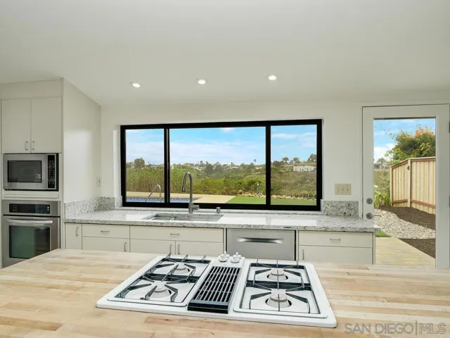4019 Taos Drive, San Diego, California 92117