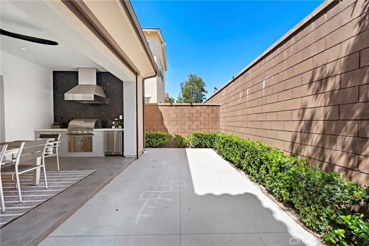 220 Parkwood, Irvine, California 92620