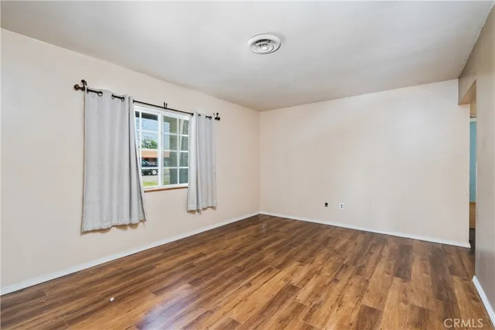 10853 Locust Avenue, Bloomington, California 92316