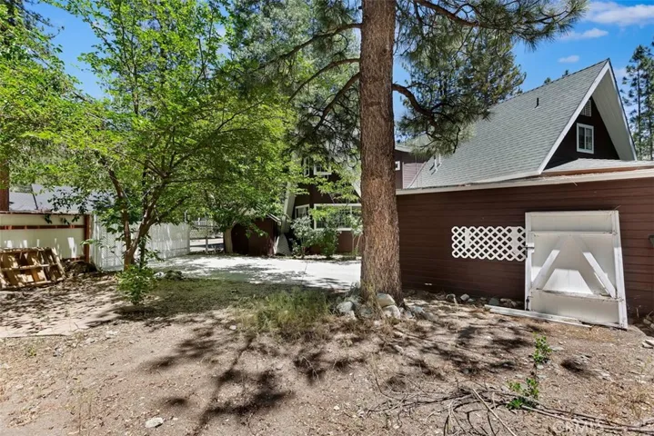 Side yard/ RV driveway