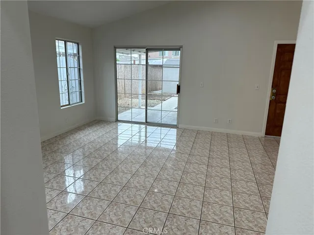 1006 E L Street, Wilmington, California 90744