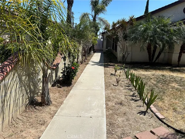 1006 E L Street, Wilmington, California 90744