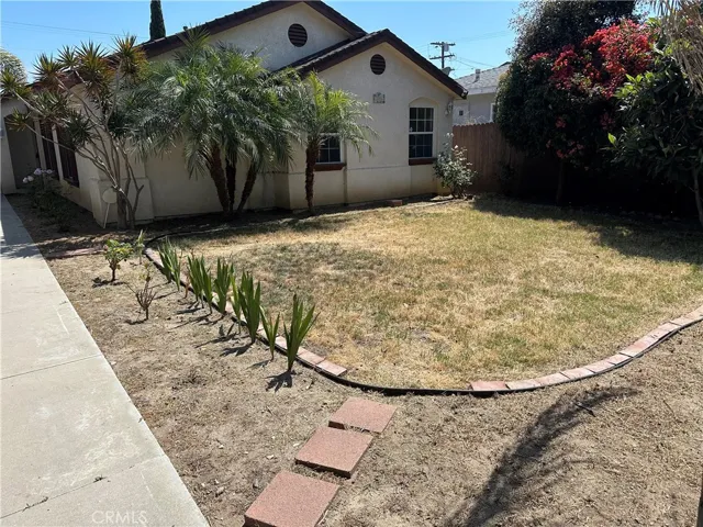 1006 E L Street, Wilmington, California 90744